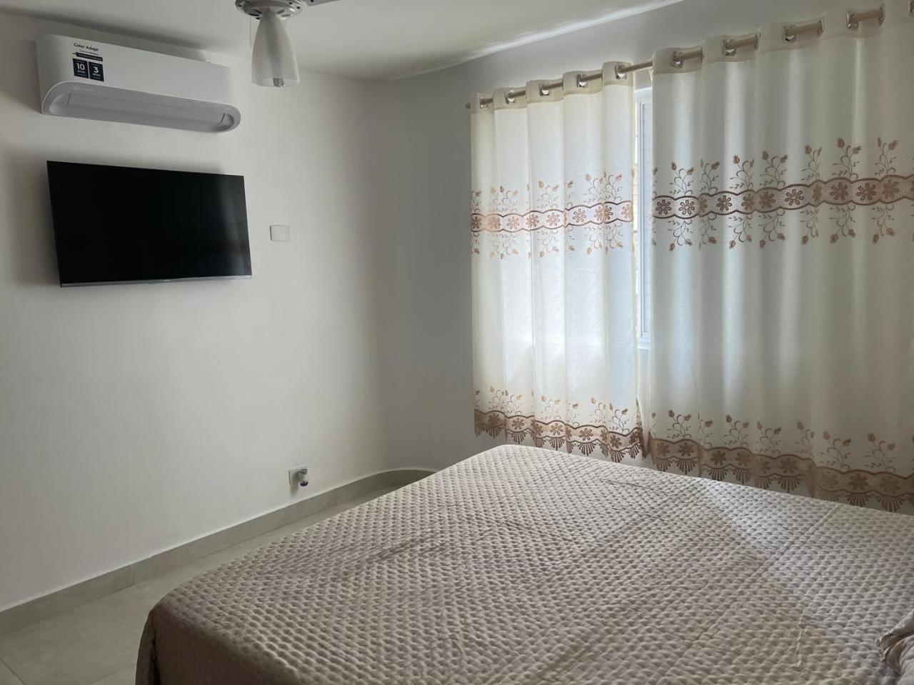 Beleza De Apartamento 300 Metros Da Praia Guarujá Zewnętrze zdjęcie