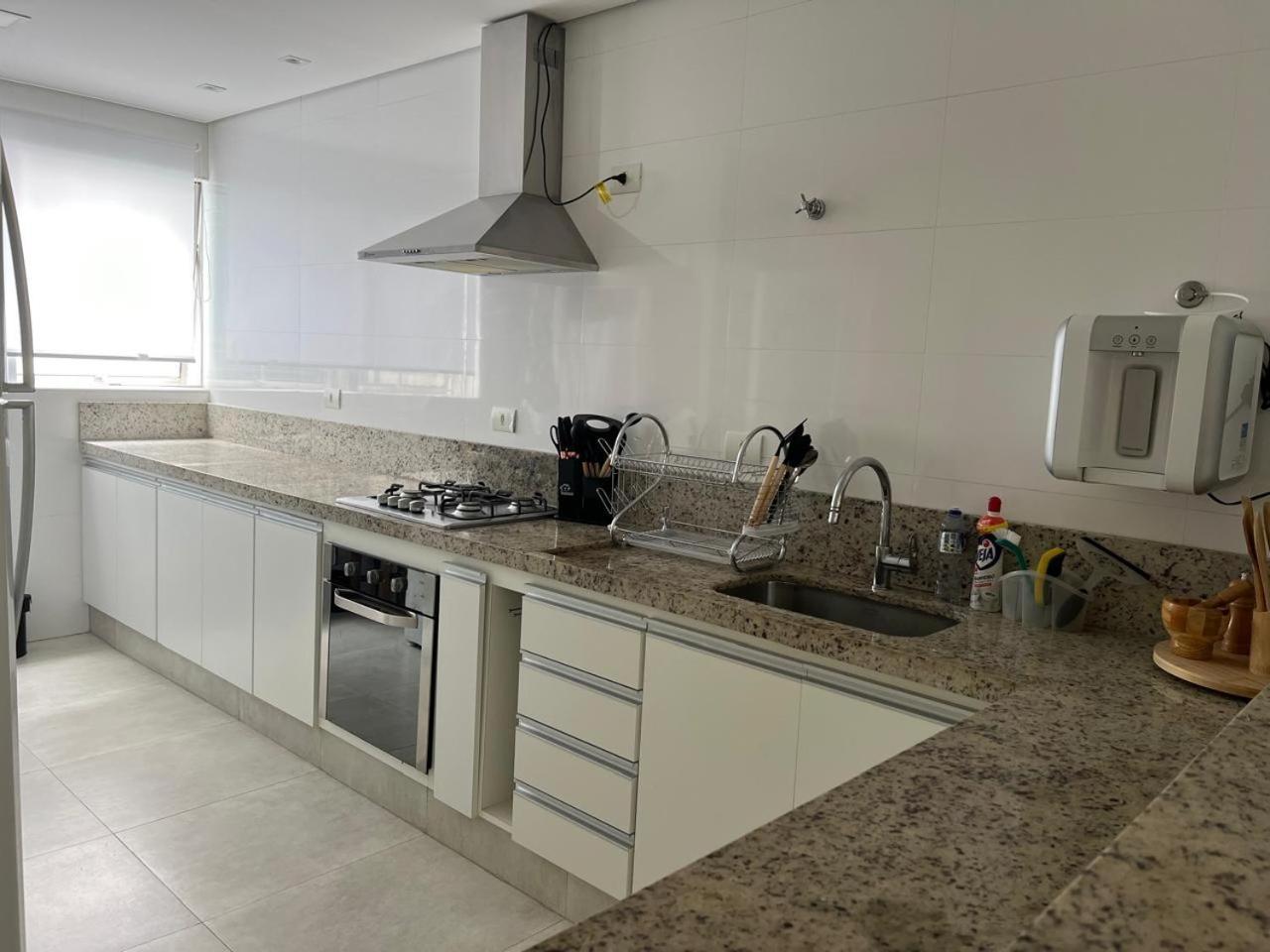 Beleza De Apartamento 300 Metros Da Praia Guarujá Zewnętrze zdjęcie